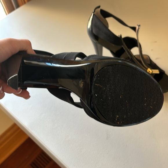 Size 10 Michael Kors heels - Picture 3 of 3